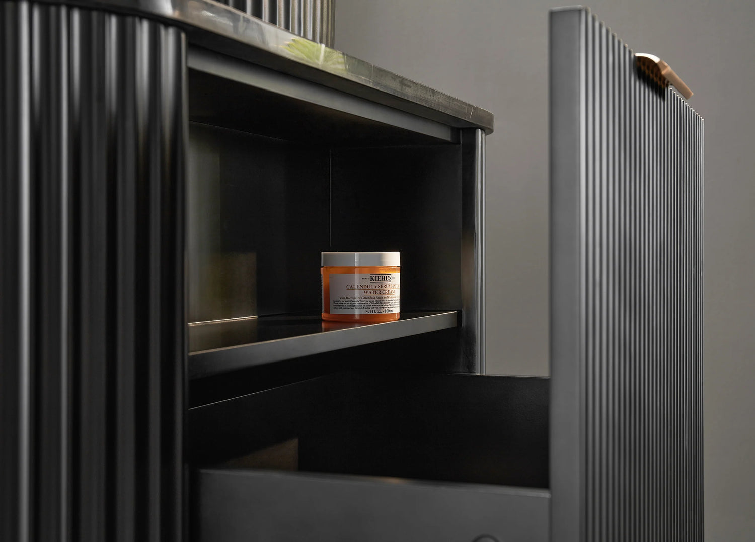 Fluted Curved Avalon 1200mm Vanity Matte Black Single Bowl Wall Hung Carrara Stone top