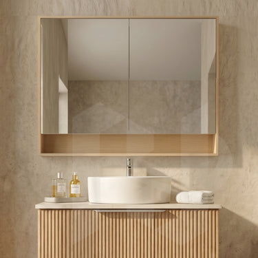 Timber Eden Artis Classic Oak PVC Waterproof 600mm Copper-Free Mirror Shaving Cabinet with Shelf